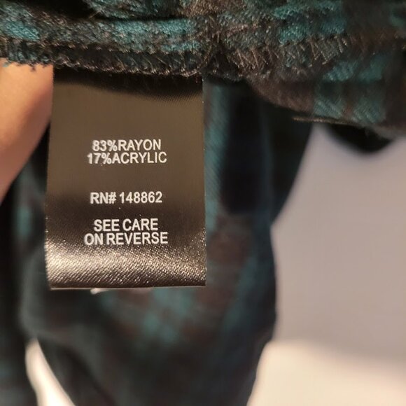 Torrid Rayon Flannel Plaid Swing Tunic  Size 3x Plus NWT Host Pick - Picture 6 of 7